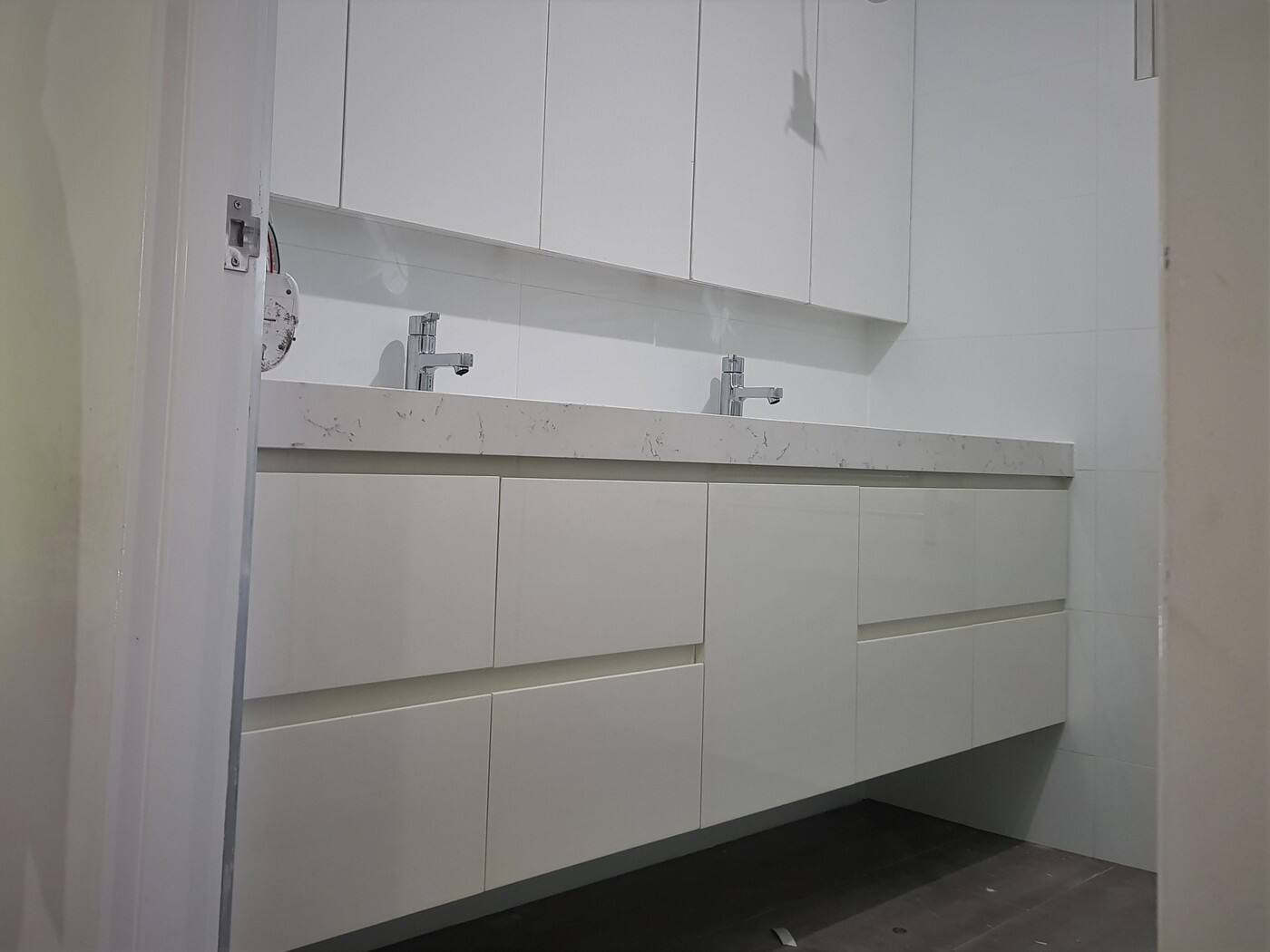 In2Cabinets - Cover photo