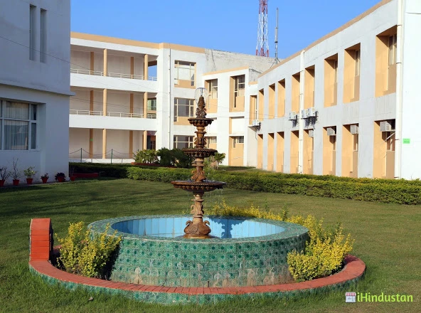 Indo Global Colleges - Logo