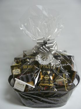 Innescents Flowers &a; Gift Baskets - Logo