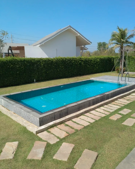 Innisfail Quality Pools & Spas - Logo
