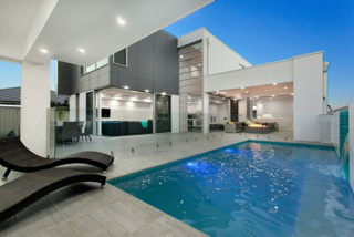 Innovative Pools & Spas - Logo