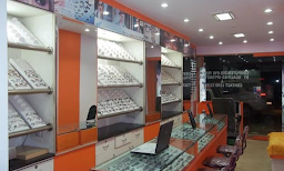 insight opticals - Cover photo