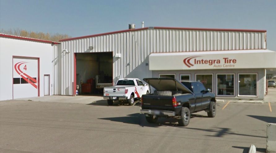 Integra Tire and Auto Centre - Logo