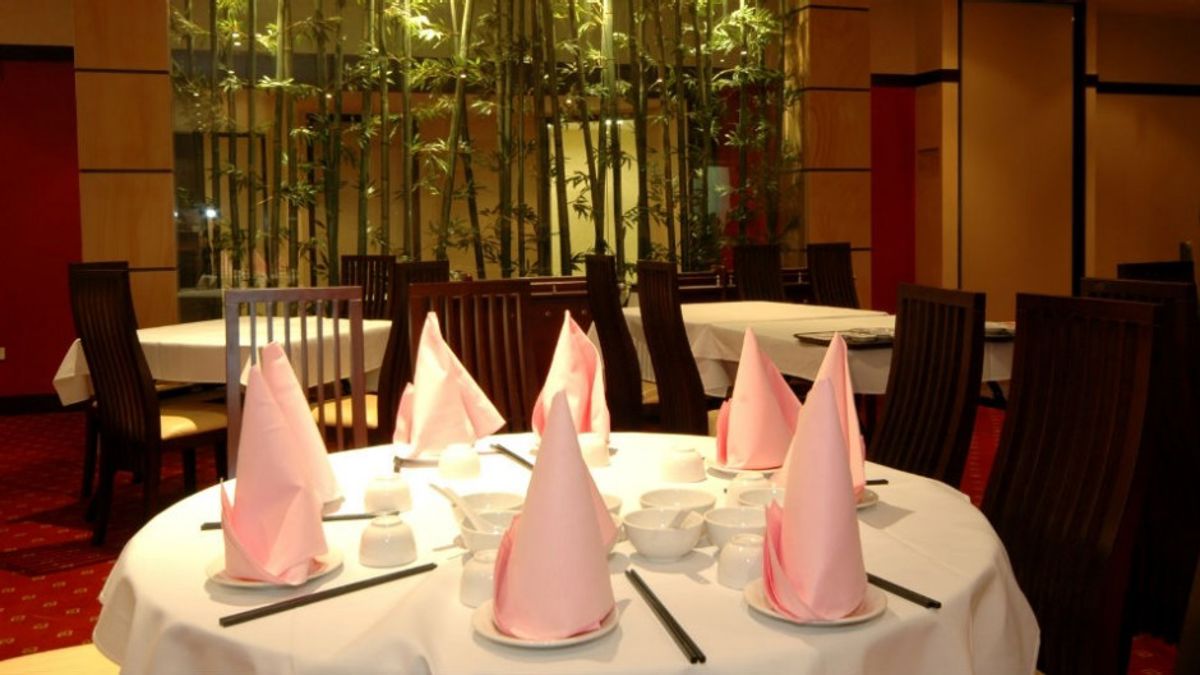 Iron Chef Chinese Seafood Restaurant - Logo