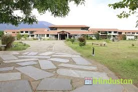 Isha Home School - Logo