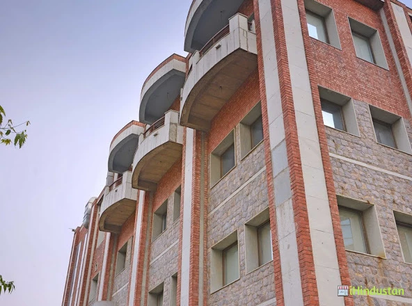 ISID college - Logo