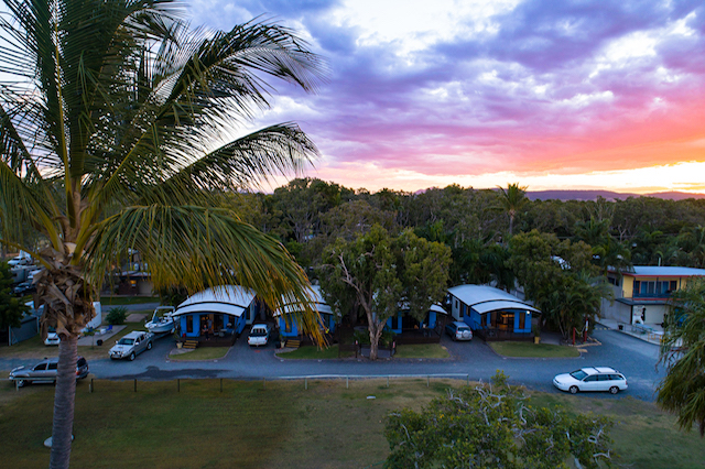 Island View Caravan Park - Logo