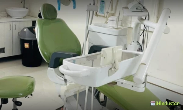 I-SMILE DENTAL CLINIC - Logo