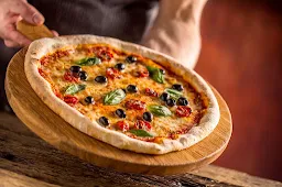 Italio Pizza - Logo