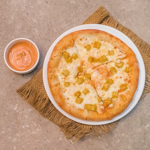 Italian Bite Pizza -Govind Puri - Logo