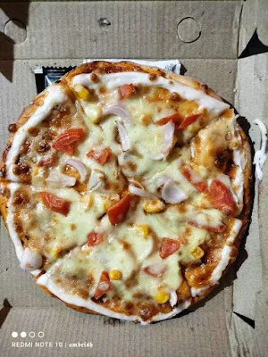 Italian Pizza Bar & Cafe - Logo