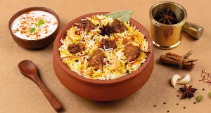 Itminaan Matka Biryani - Slow Cooked - Logo