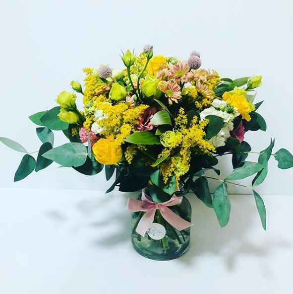 Ivy and Ann Floral Studio - Logo