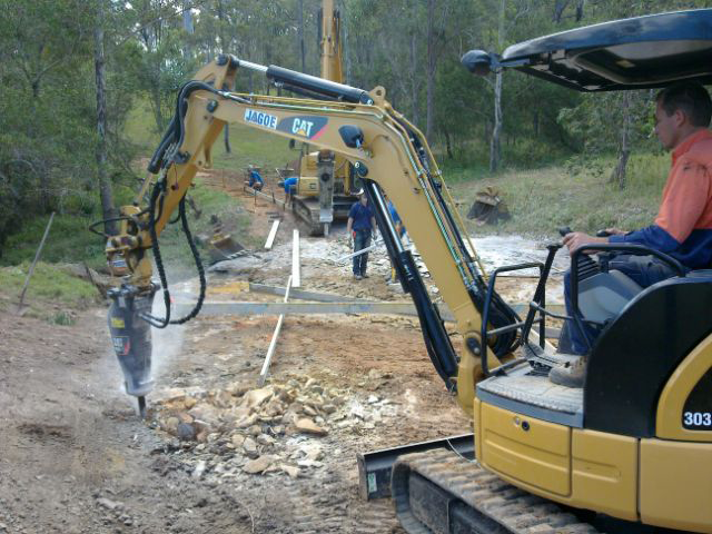 Jagoe Earthmoving & Construction Pty Ltd - Logo