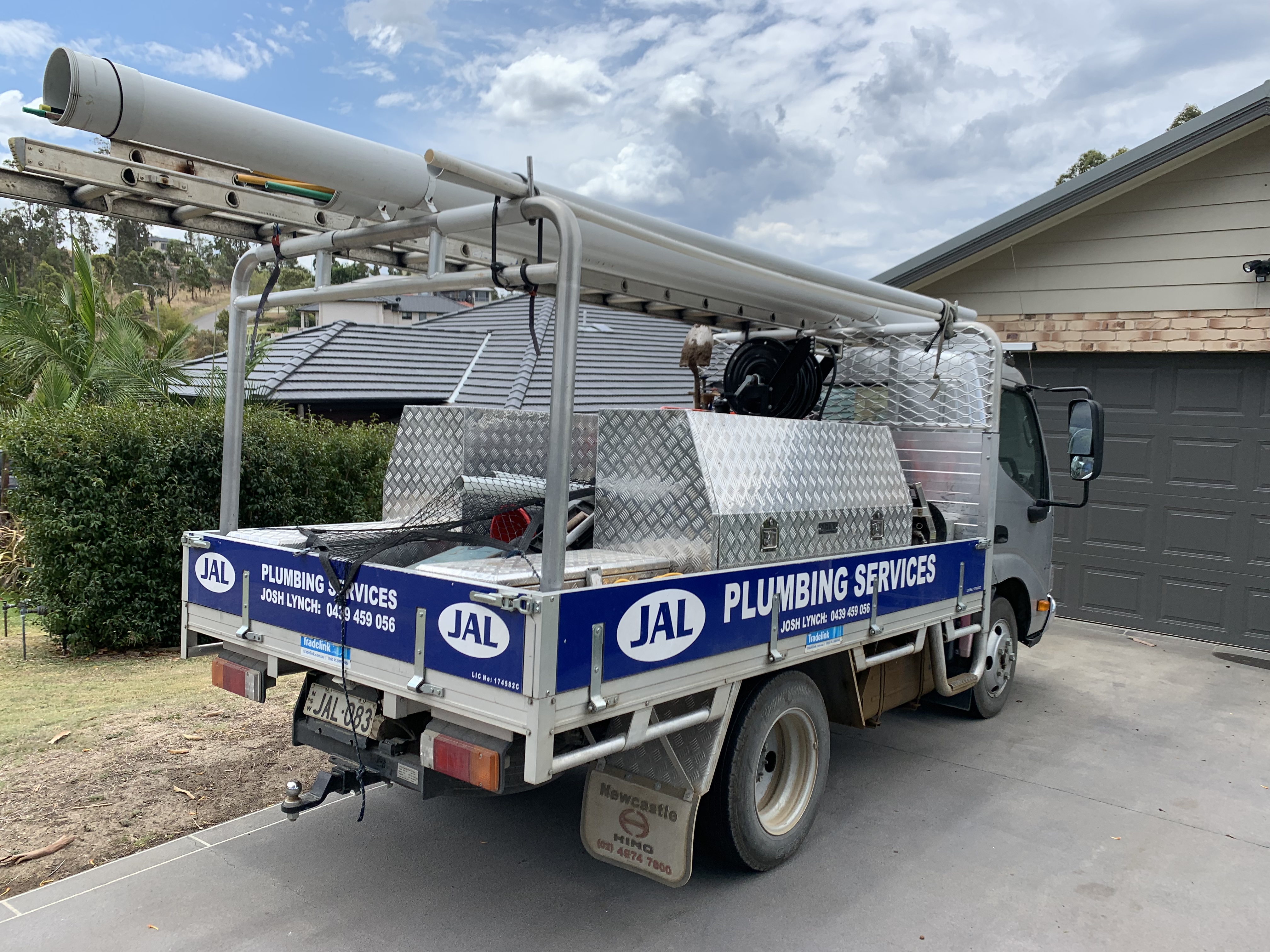 JAL Plumbing Services - Logo