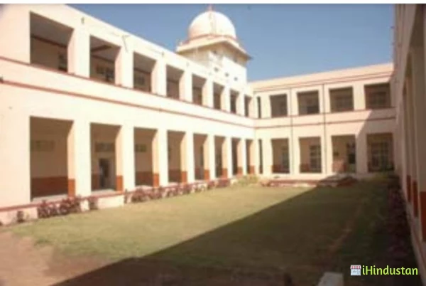 J and J College of Science - Logo