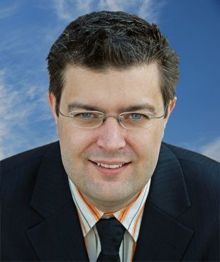Jason Peschell - iPro Realty Ltd - Logo