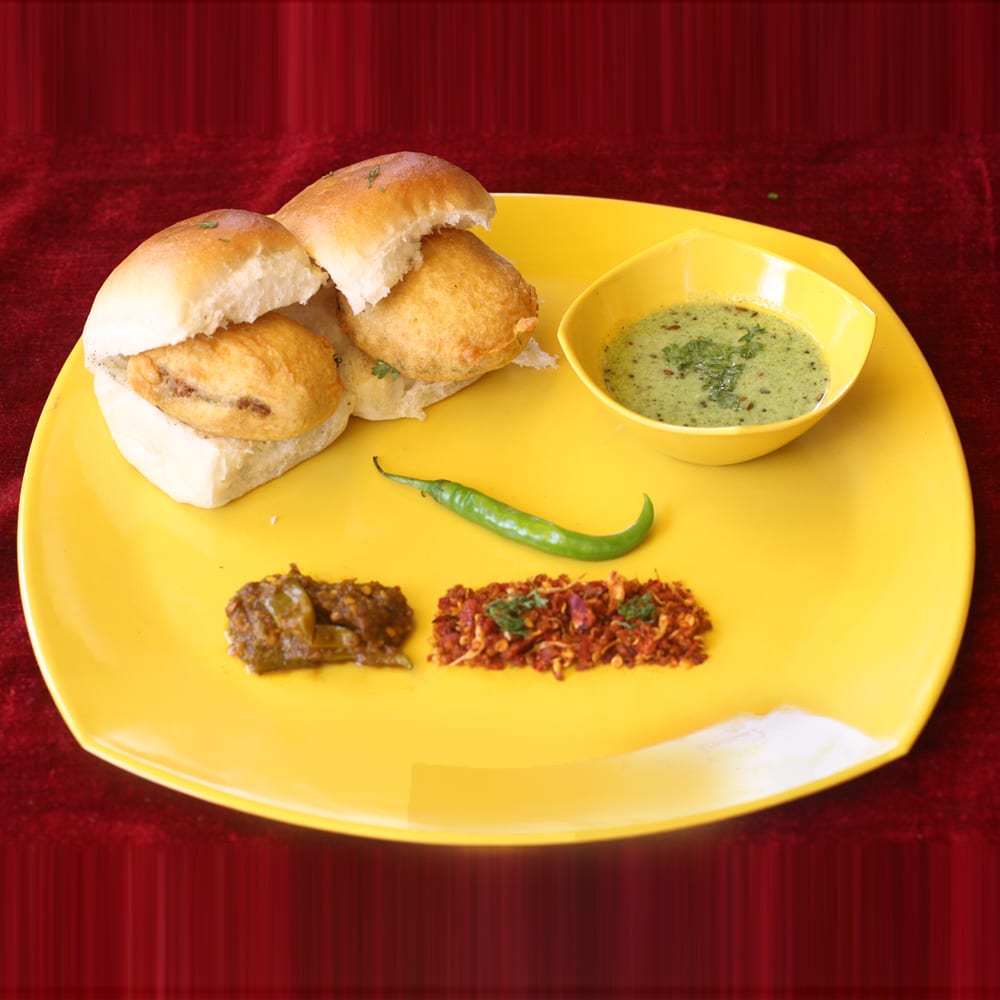 Jay Malhar Vada Pav - Logo