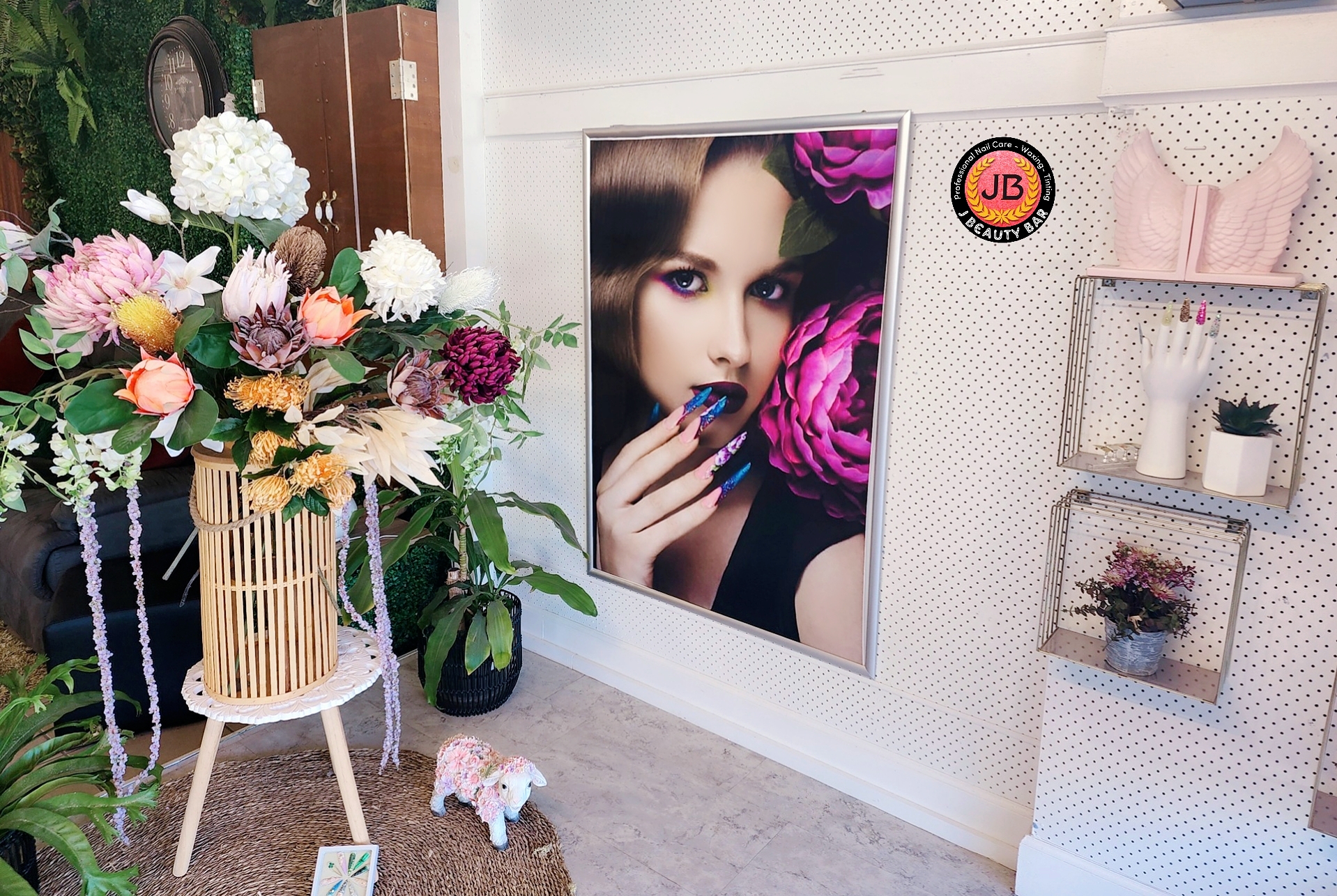 J Beauty Bar Bundaberg - Cover photo