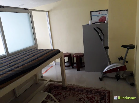 Jeevan Physiotherapy Clinic - Logo