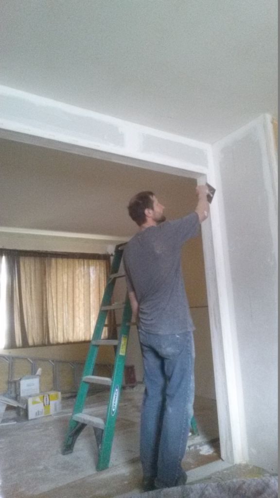 Jeremy&s;s Drywall - Logo