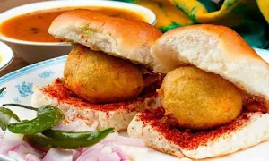 Jhakkas Bombay Pav Bhaji - Logo