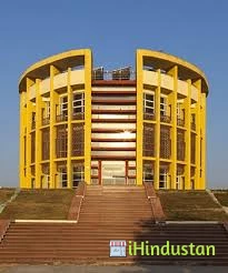 JK Lakshmipat University - Logo