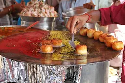 Joy Vadapav & Dabeli - Logo