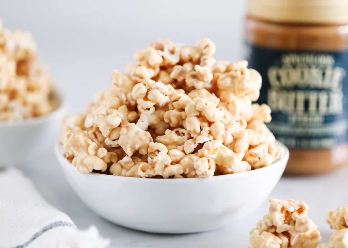 Jst Popcorn - Logo