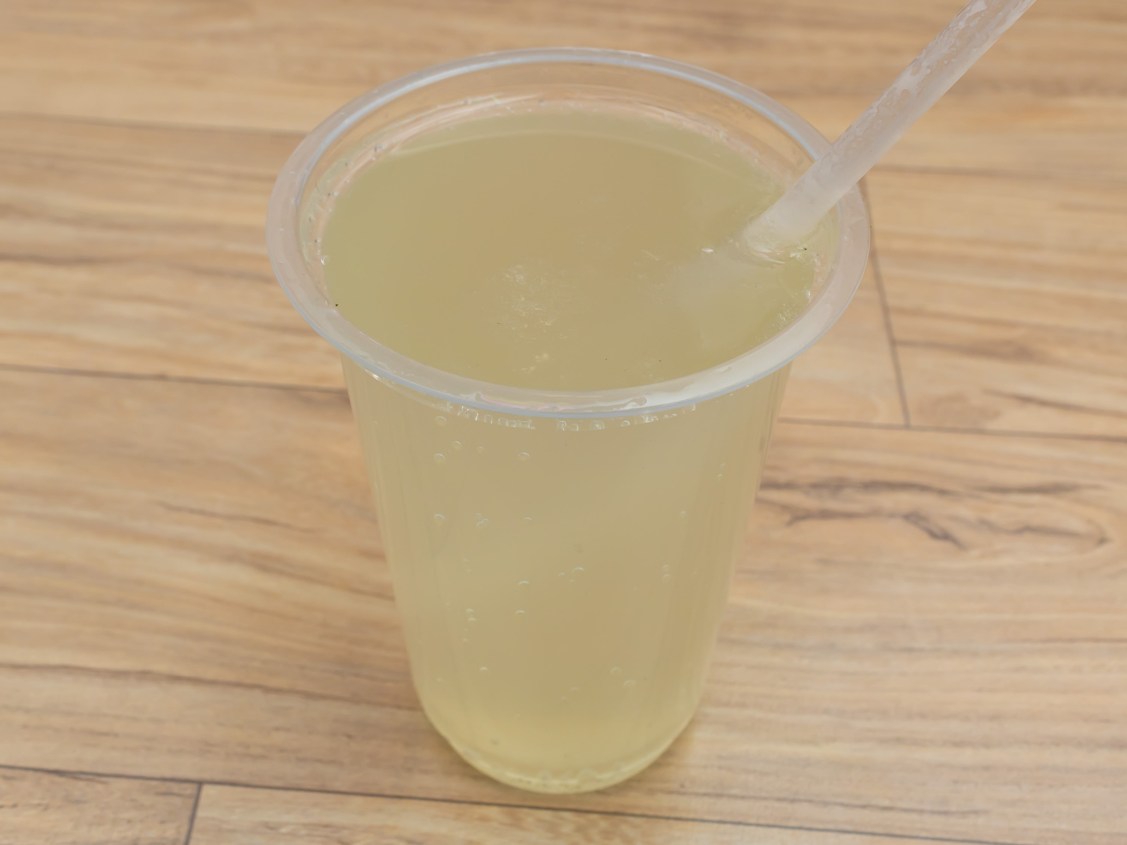 Juice In Juice - Logo