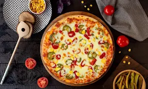 Junction Pizza - Logo