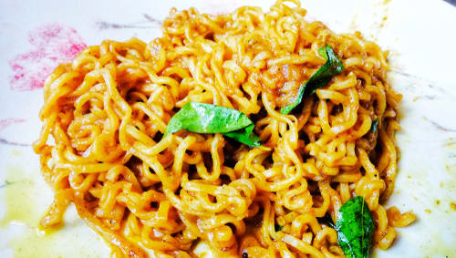 Just Maggi - Logo