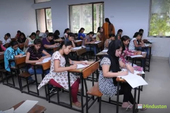 Kalindi College for Women - Logo