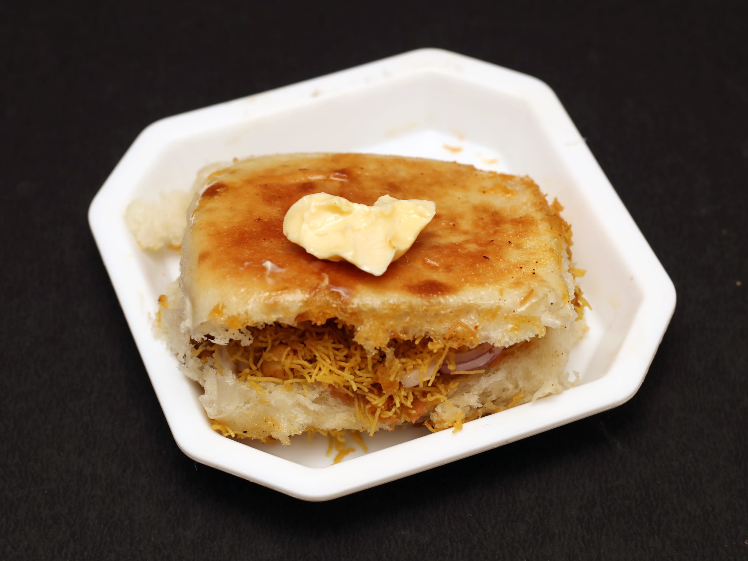 Karnavati dabeli fast food 63, - Logo