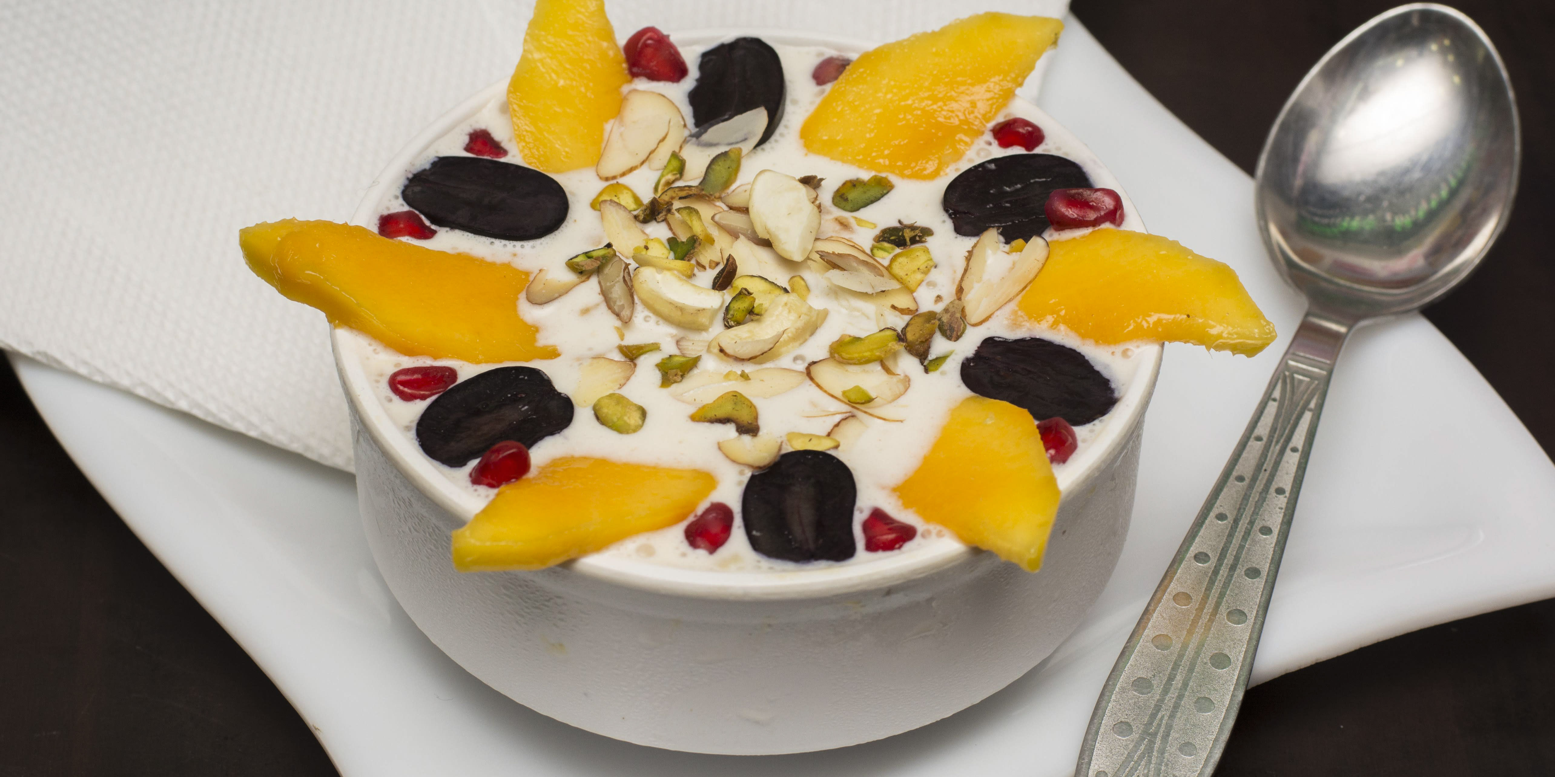 Kashimira Fruit Cream Center - Logo