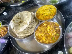 Kathiyawadi Dhaba - Logo