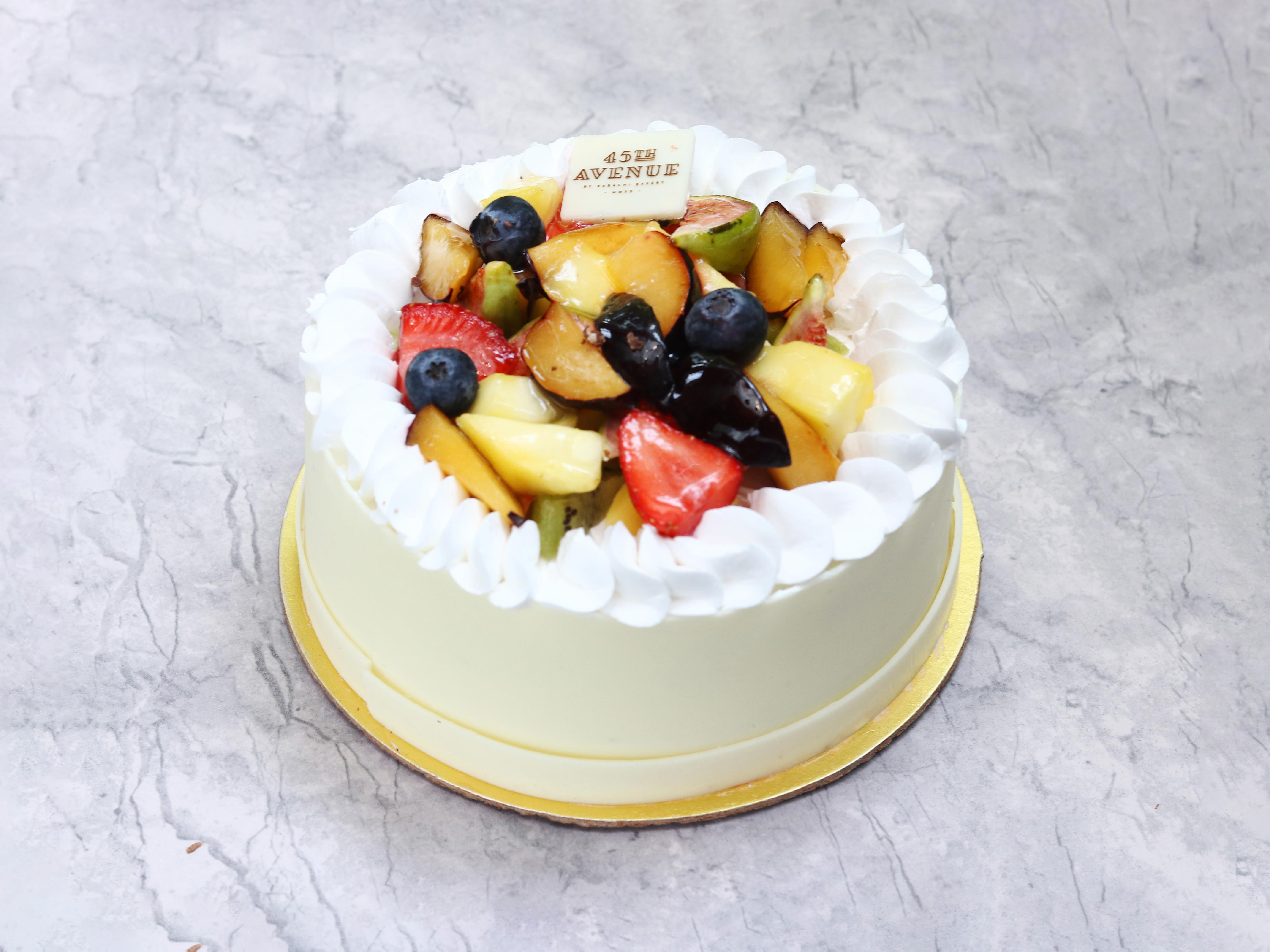 KAVI BAKERY AND SWEETS - Logo