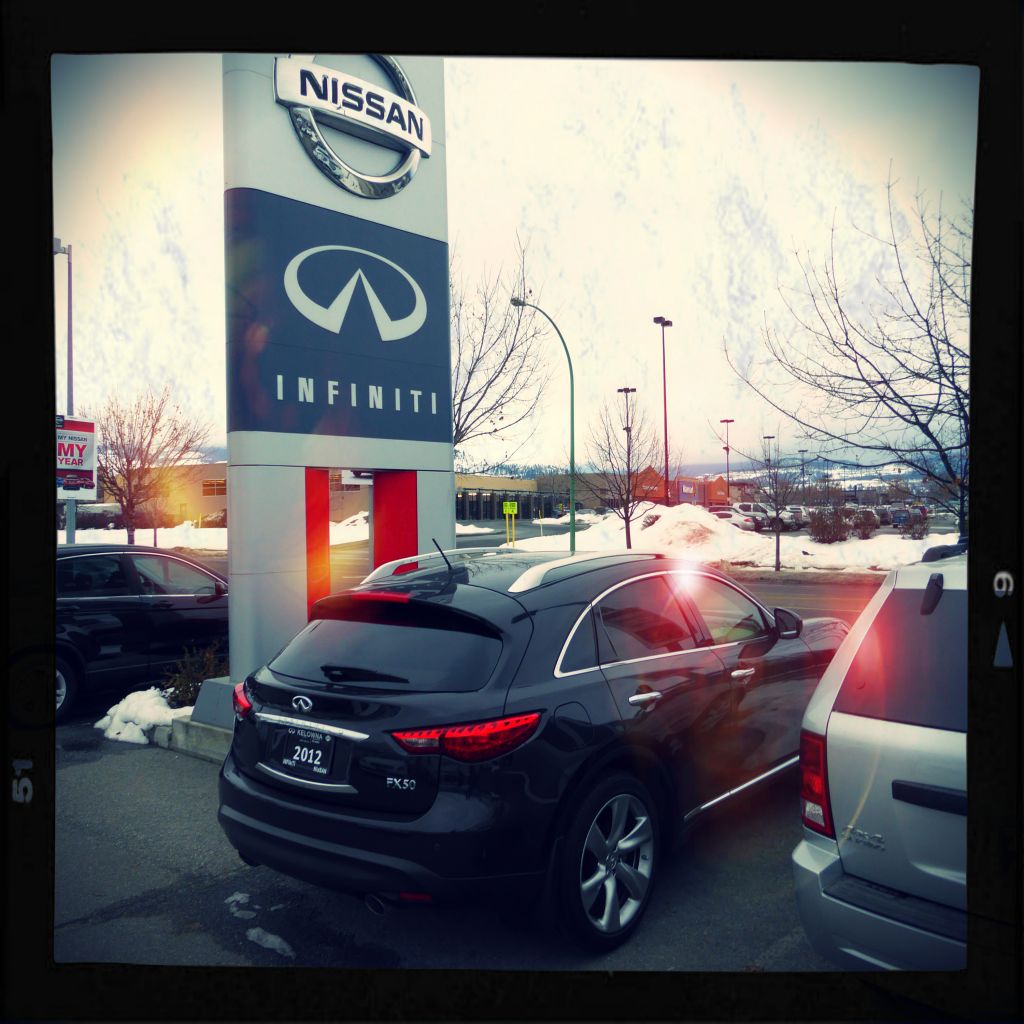 Kelowna Infiniti - Logo