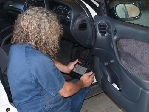 Kenny Kool Mobile Car Air Conditioning and Auto Electri - Logo