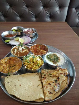 Khandelwal Dhaba Baandikui Wale - Logo