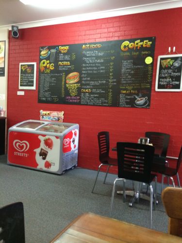 Kiama Pie Shop - Logo