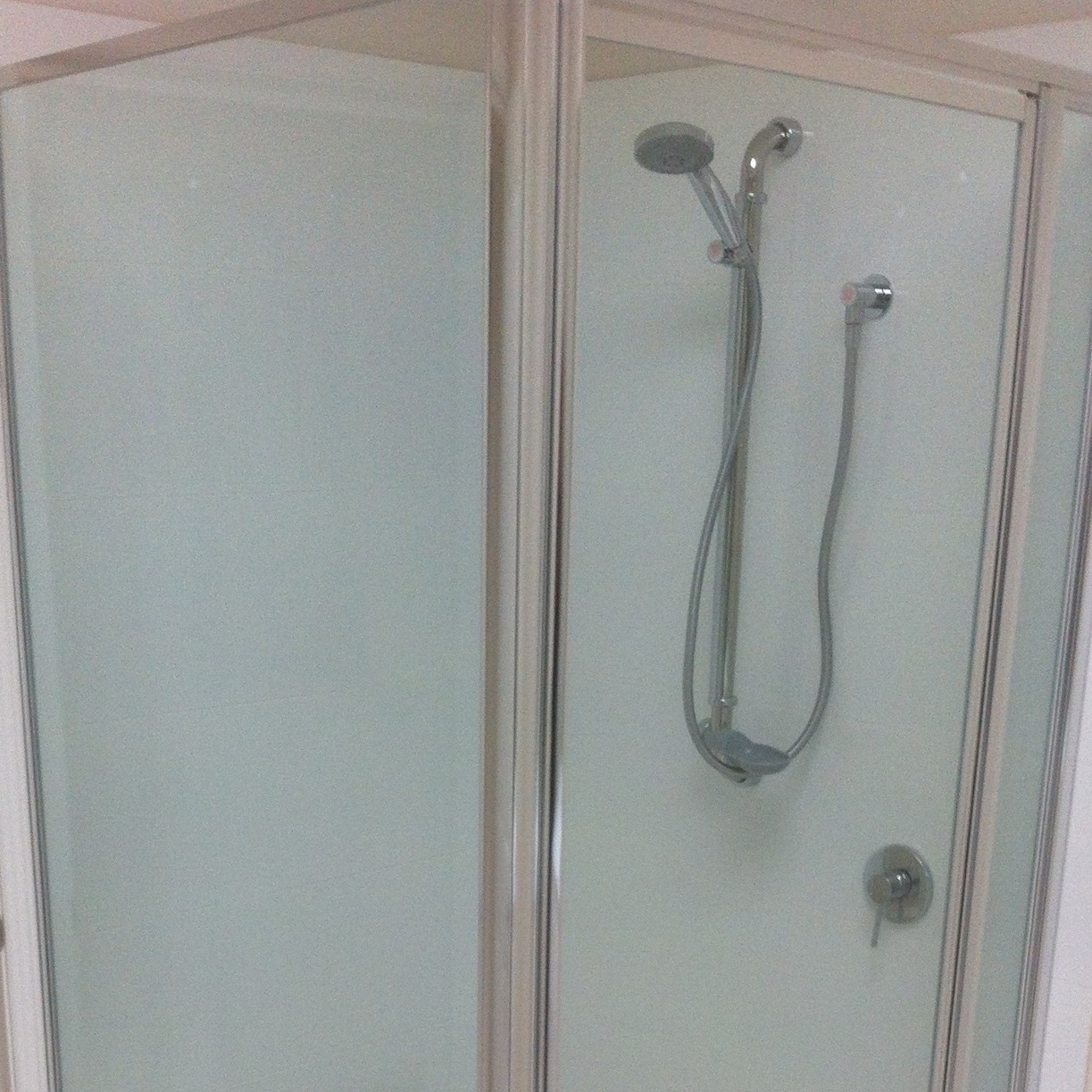 Kincumber Glass & Glazing - Cover photo