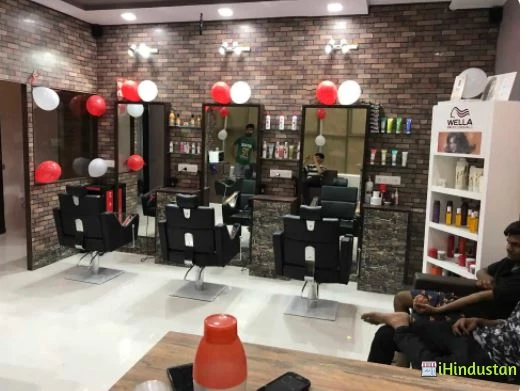King & Queen Unisex Salon - Logo