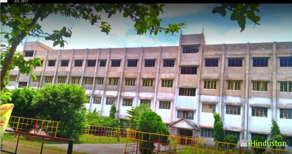 Kingston Polytechnic College - Logo