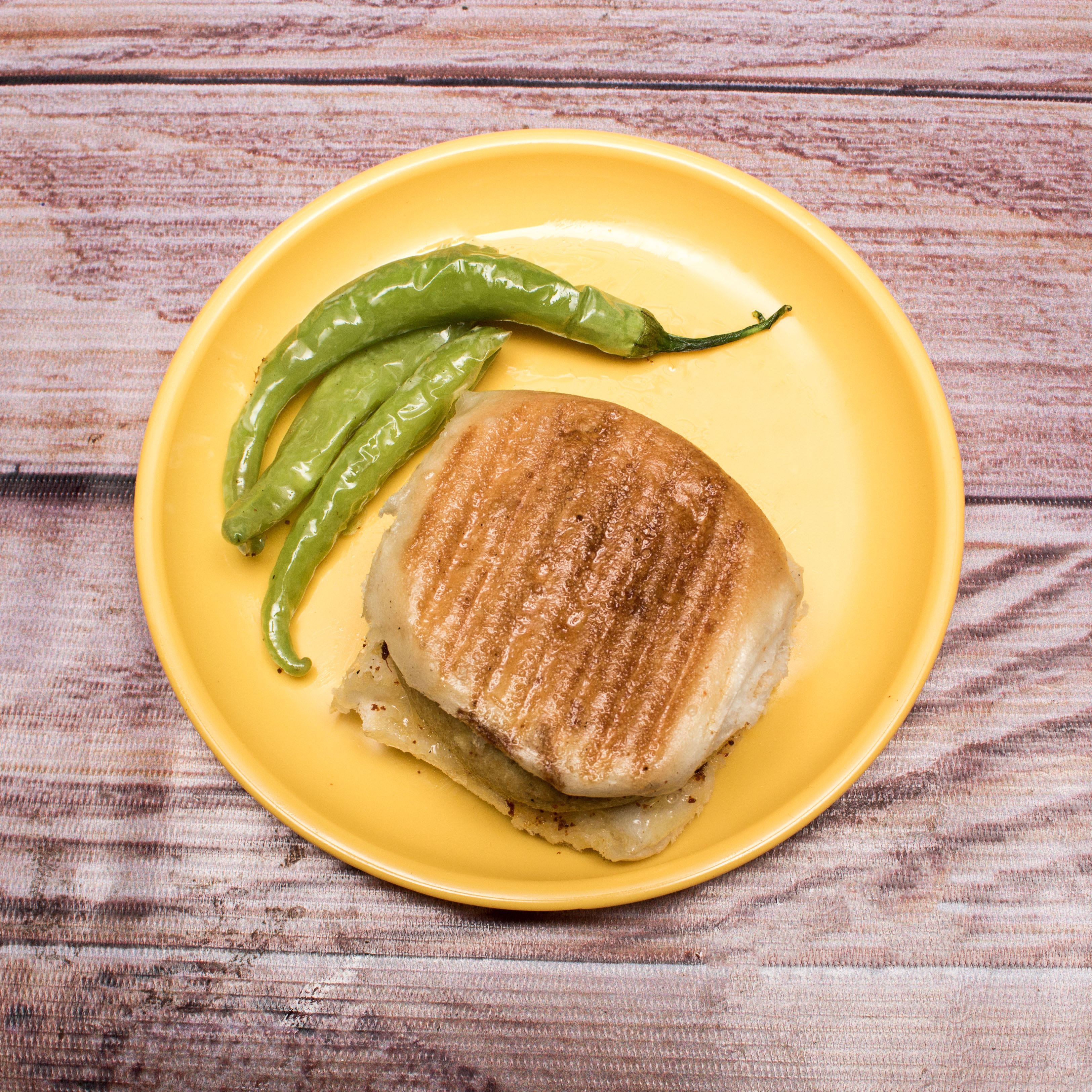 King Vada Pav (Abrama ) - Logo