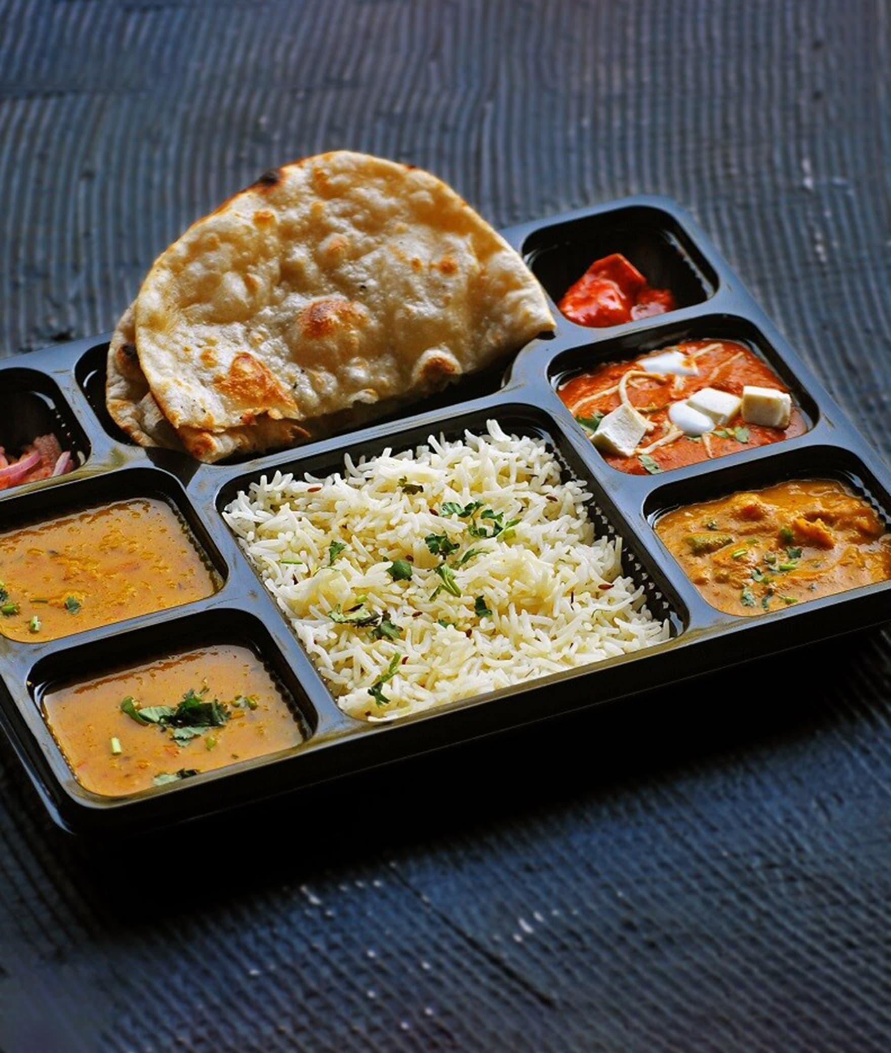 Kitchen Hot Lunch - Logo