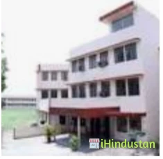 K L Mehta Dayanand Women College - Logo