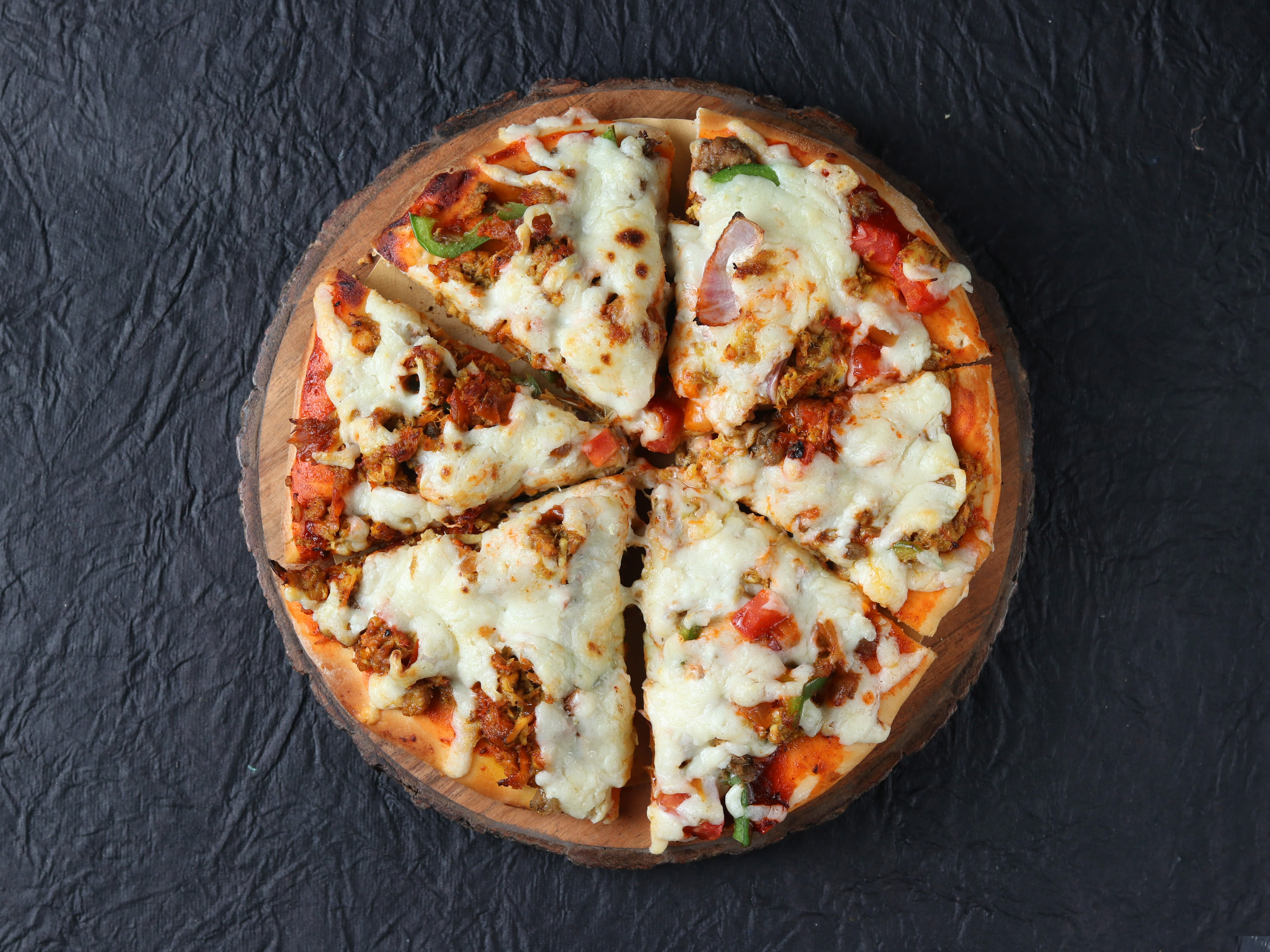 KMS PIZZA BURGERS AND MORE - Logo