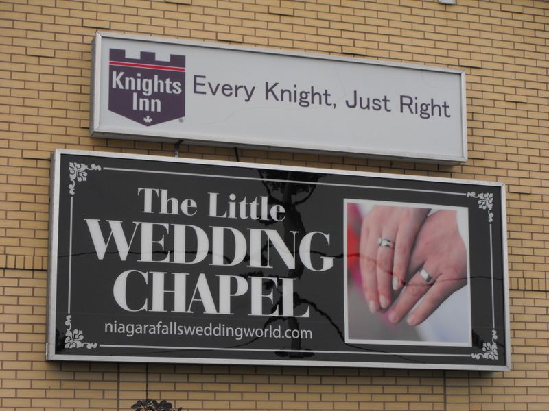 Knights Inn Niagara Falls - Logo