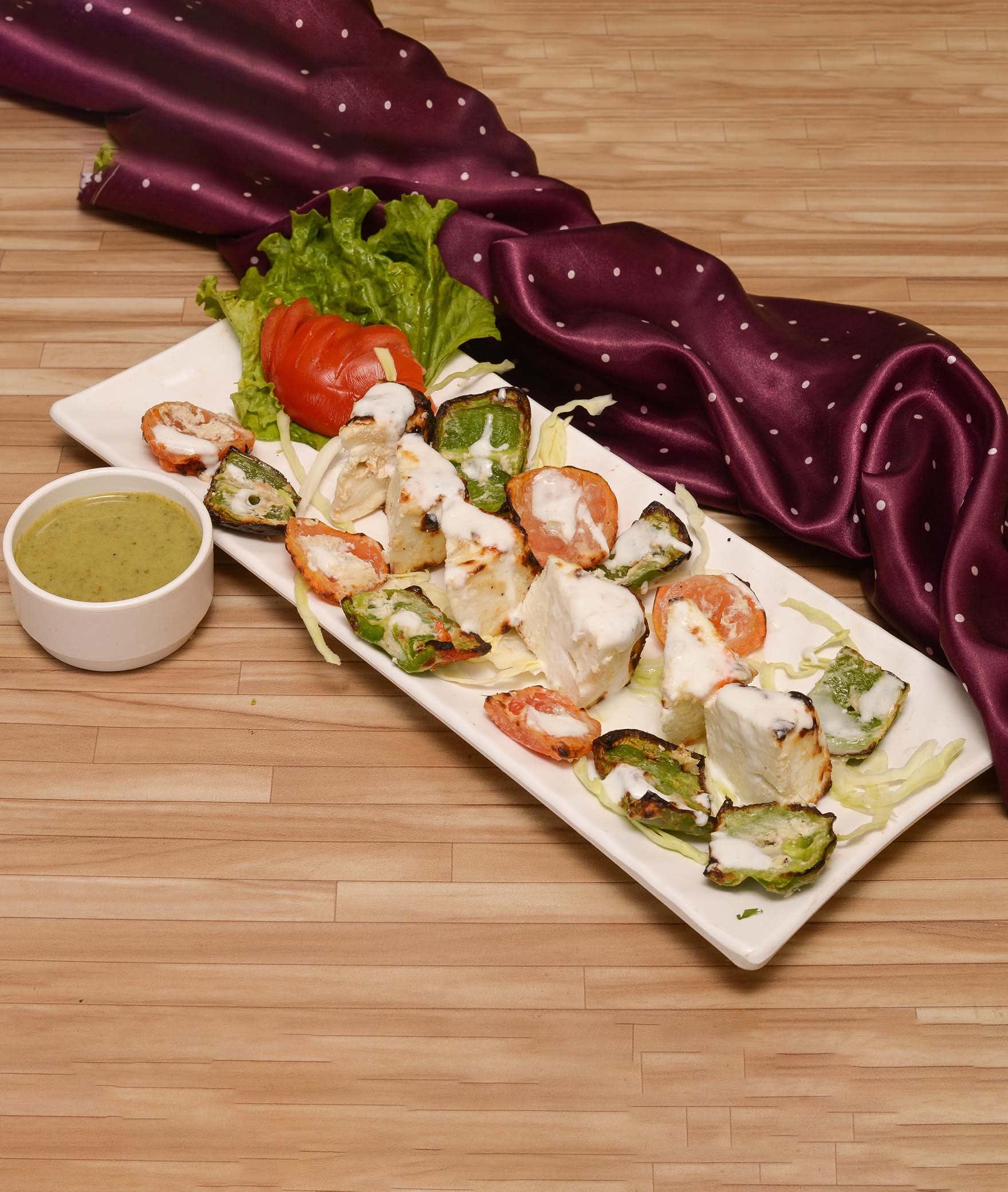 Kolkata Lazeez Kathi Roll - Logo